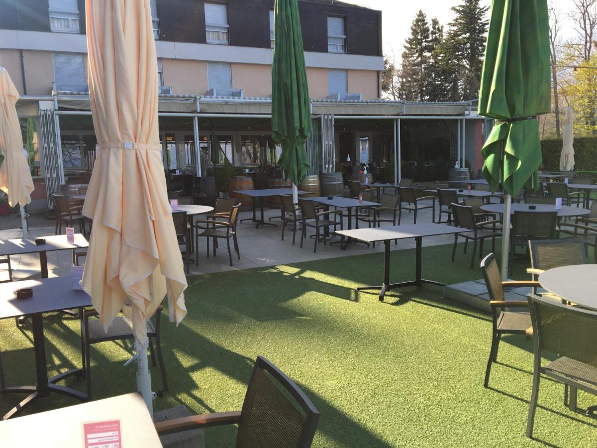 Hotel Restaurant De La Plage Gland Exterior foto
